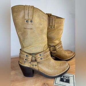 Frye Women's Carmen Harness Boots Tan Leather Sz 7